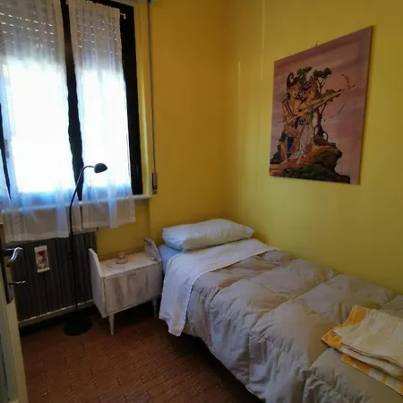 Villa Grandma'S Garden House Angera Esterno foto