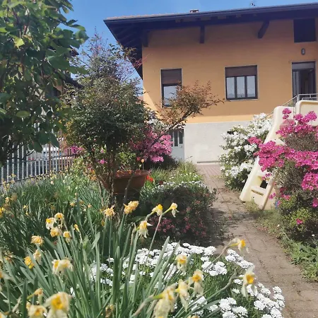Villa Grandma'S Garden House Angera Esterno foto