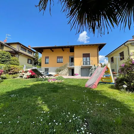 Villa Grandma'S Garden House Angera Esterno foto